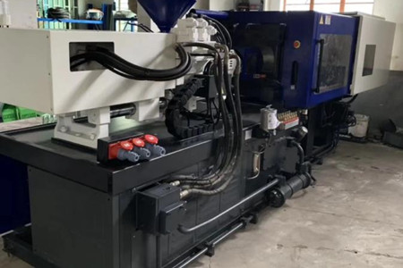 PVC管件注塑机的故障原因和维修方法